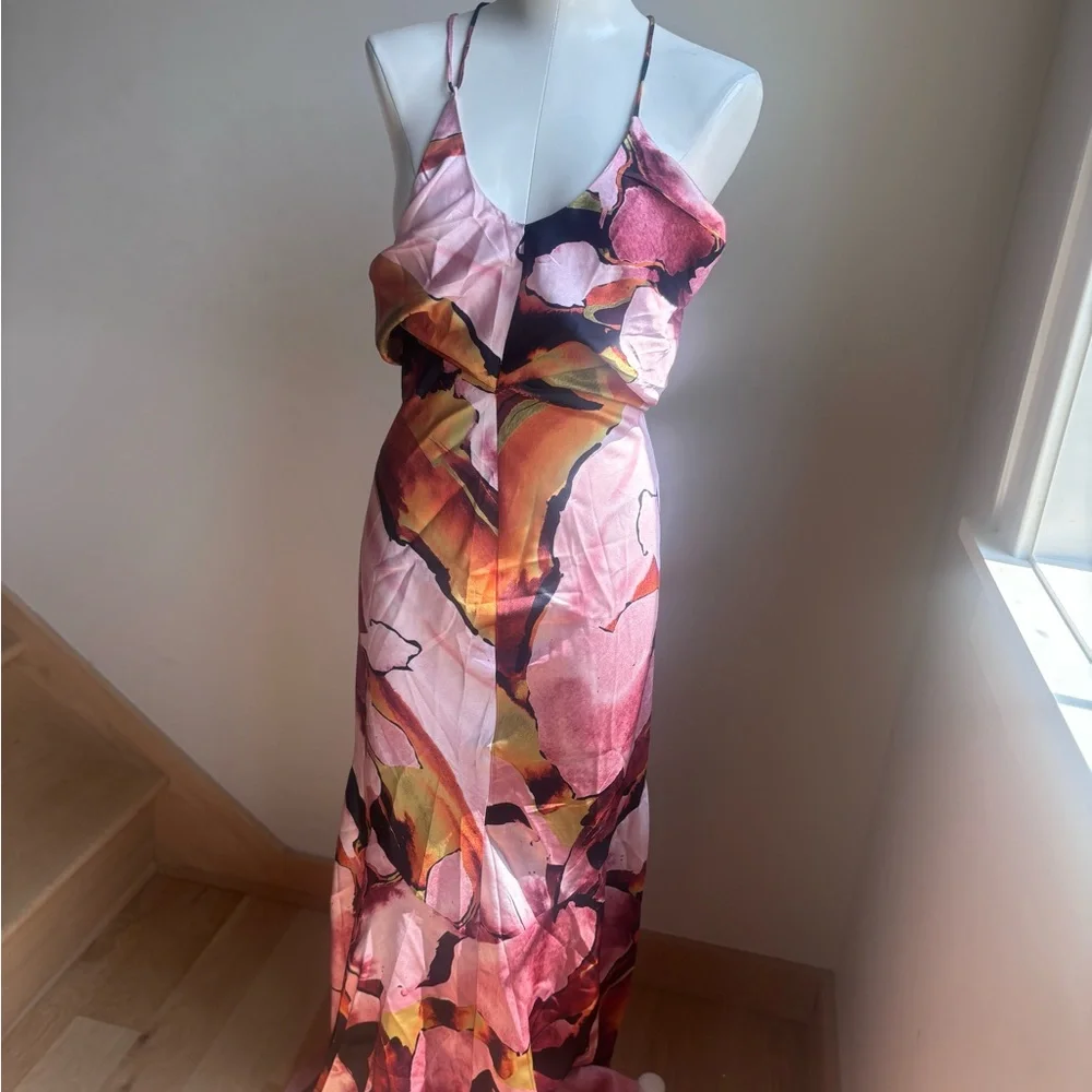 ASOS DESIGN strappy tie back cowl front satin maxi dress in print - Picture 3 of 9